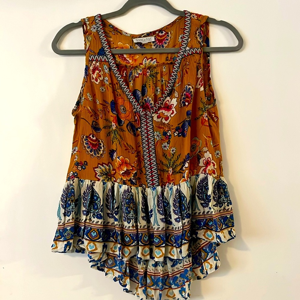 Dressy sleeveless top multicolored